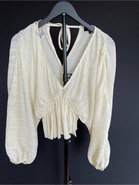 Lulus Ivory Pleated Long Sleeve Tie-Back Blouse XS Womens Top
